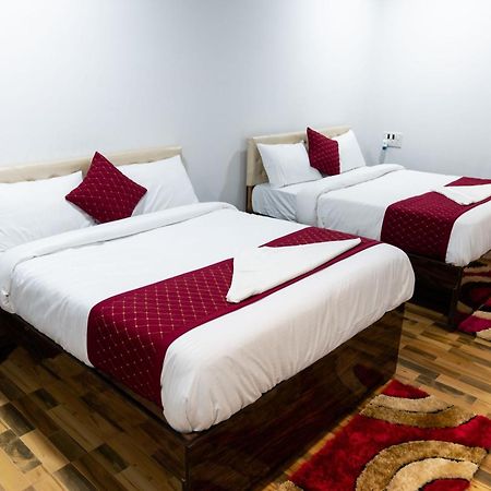 Mangozzz Magical World Hotel Panvel Exterior photo