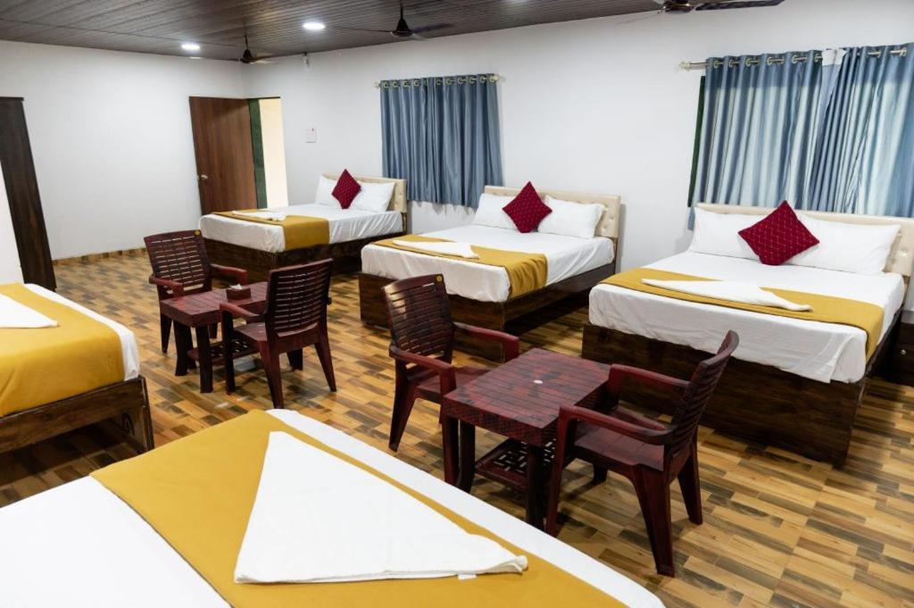 Mangozzz Magical World Hotel Panvel Exterior photo