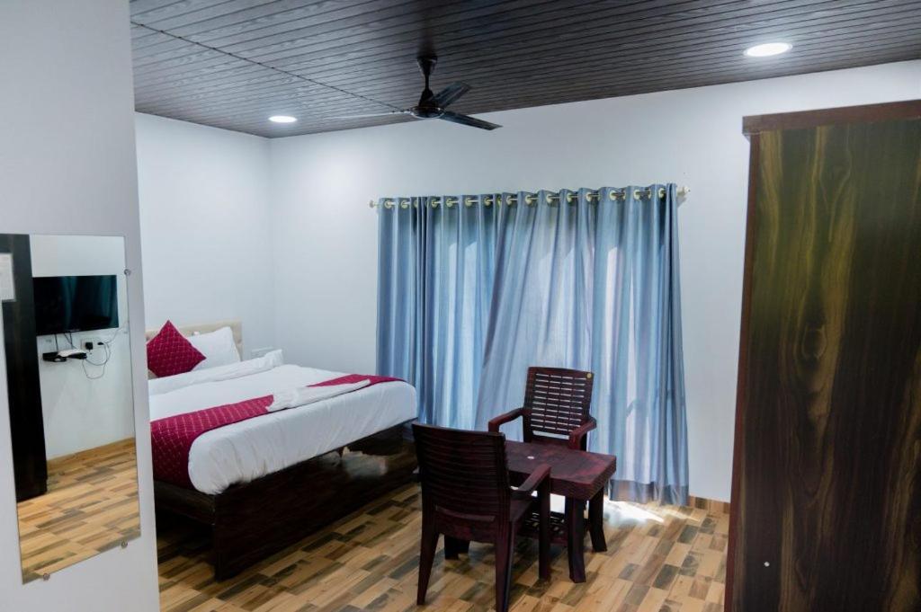 Mangozzz Magical World Hotel Panvel Exterior photo